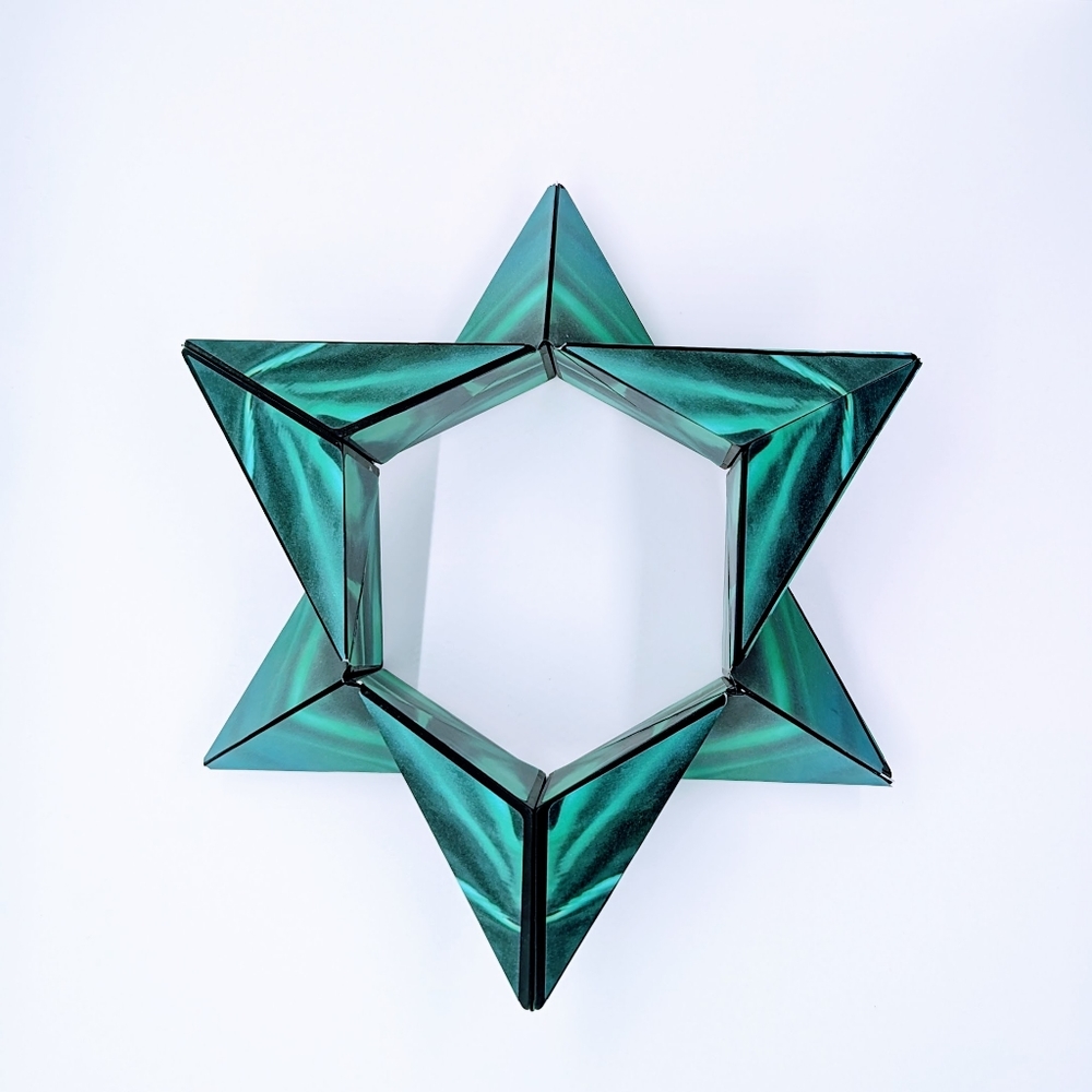 🔥 3D Changeable Magnetic Puzzle Cube Toy (Green, Black) 🔥 - Picture 6 of 7